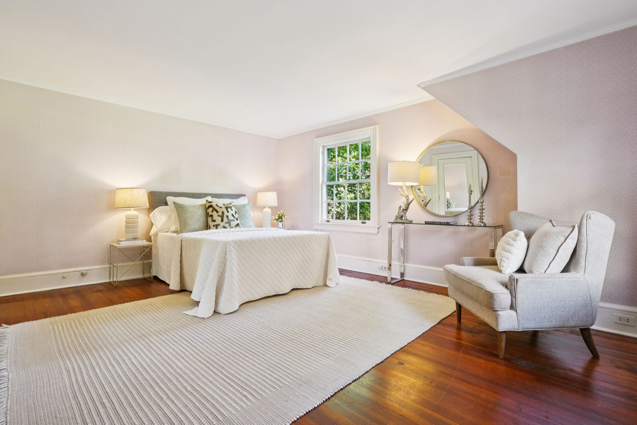 102 Bellevue Avenue 